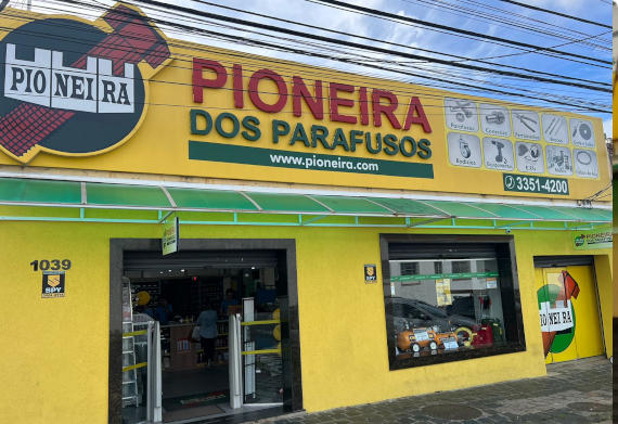 Pioneira dos Parafusos Bacacheri